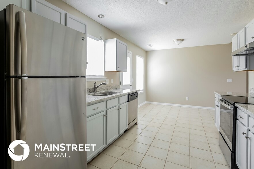 Building Photo - 330 Needham Blvd