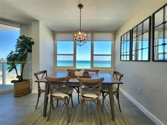 Building Photo - 3505 S Ocean Dr