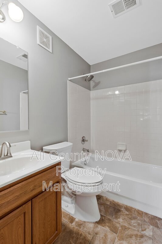 Building Photo - 4323 Apple Orchard Ln