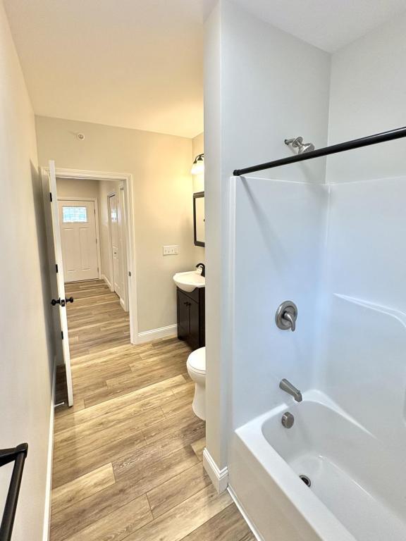 Building Photo - 39 High St