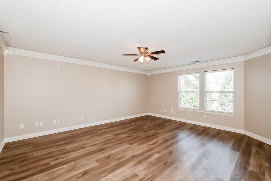 Building Photo - 13323 N Brick Chapel Dr