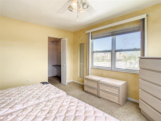 Building Photo - 4455 Duhme Rd