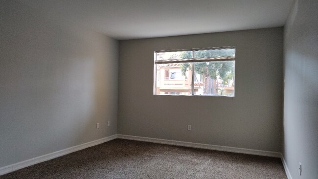 Building Photo - 15283 Maturin Dr