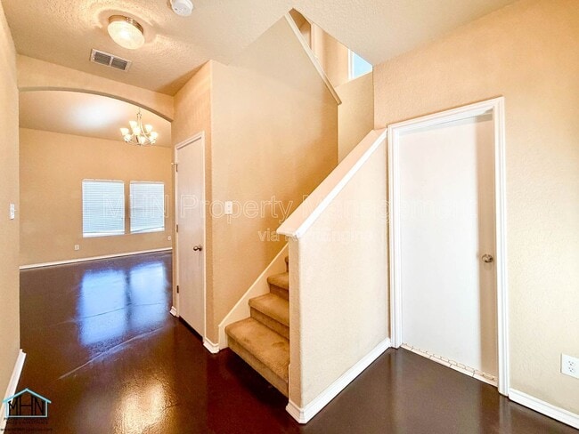 Building Photo - 5630 Sendero Spring