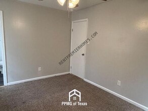 Building Photo - 6120 Butler Rd