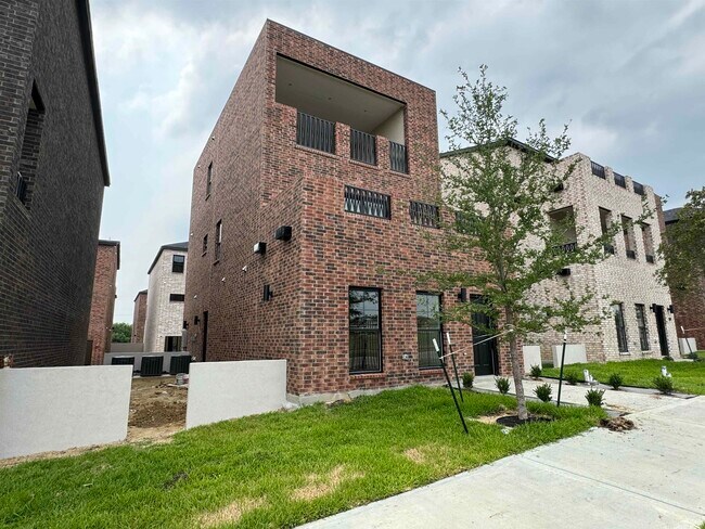 Building Photo - 210 Veracruz Dr