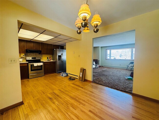 Building Photo - 100 Felters Rd