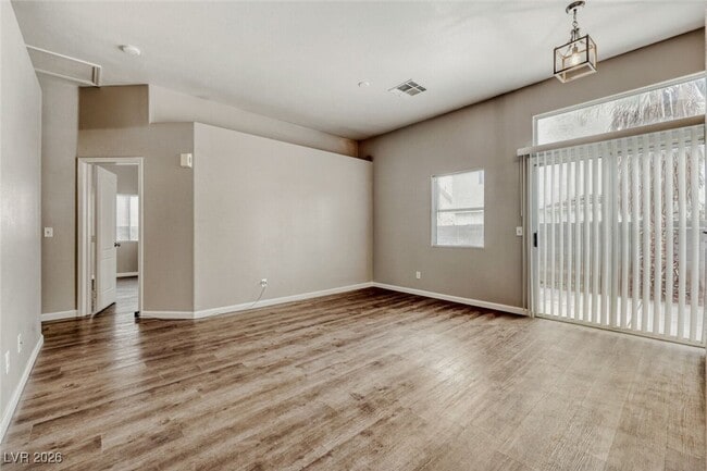 Building Photo - 3011 Beaufort Ct