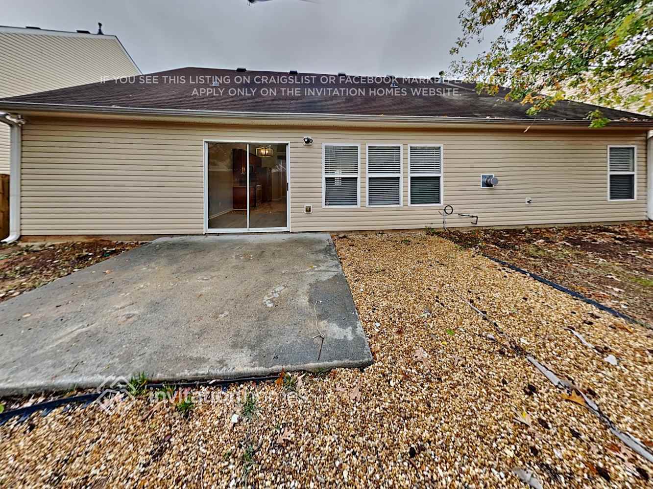 Building Photo - 2373 Walnut Tree Ln