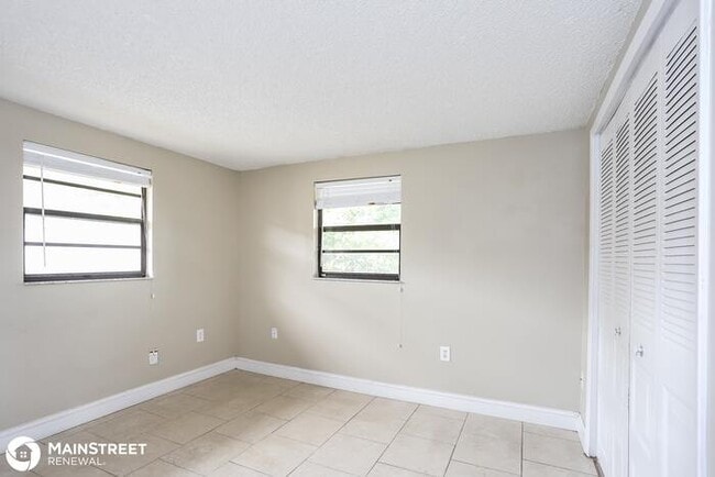 Building Photo - 9421 Ledgestone Ln