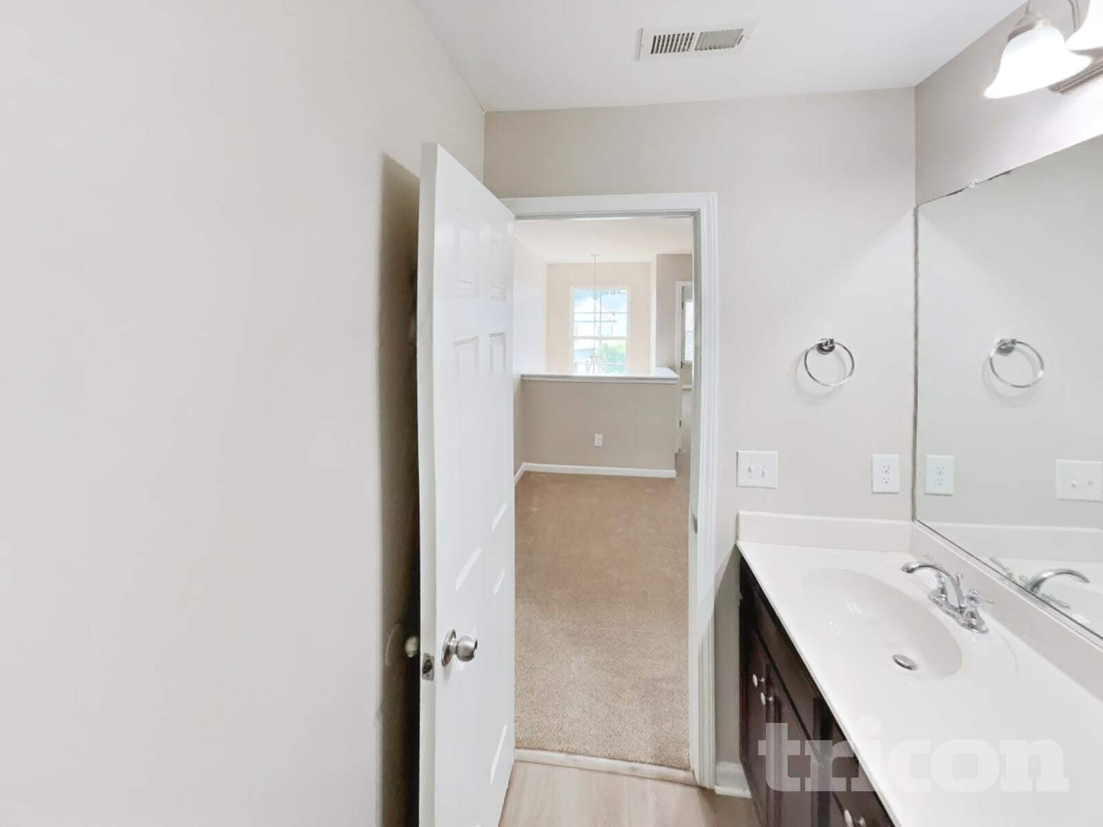 Building Photo - 5 Stanwick Ct