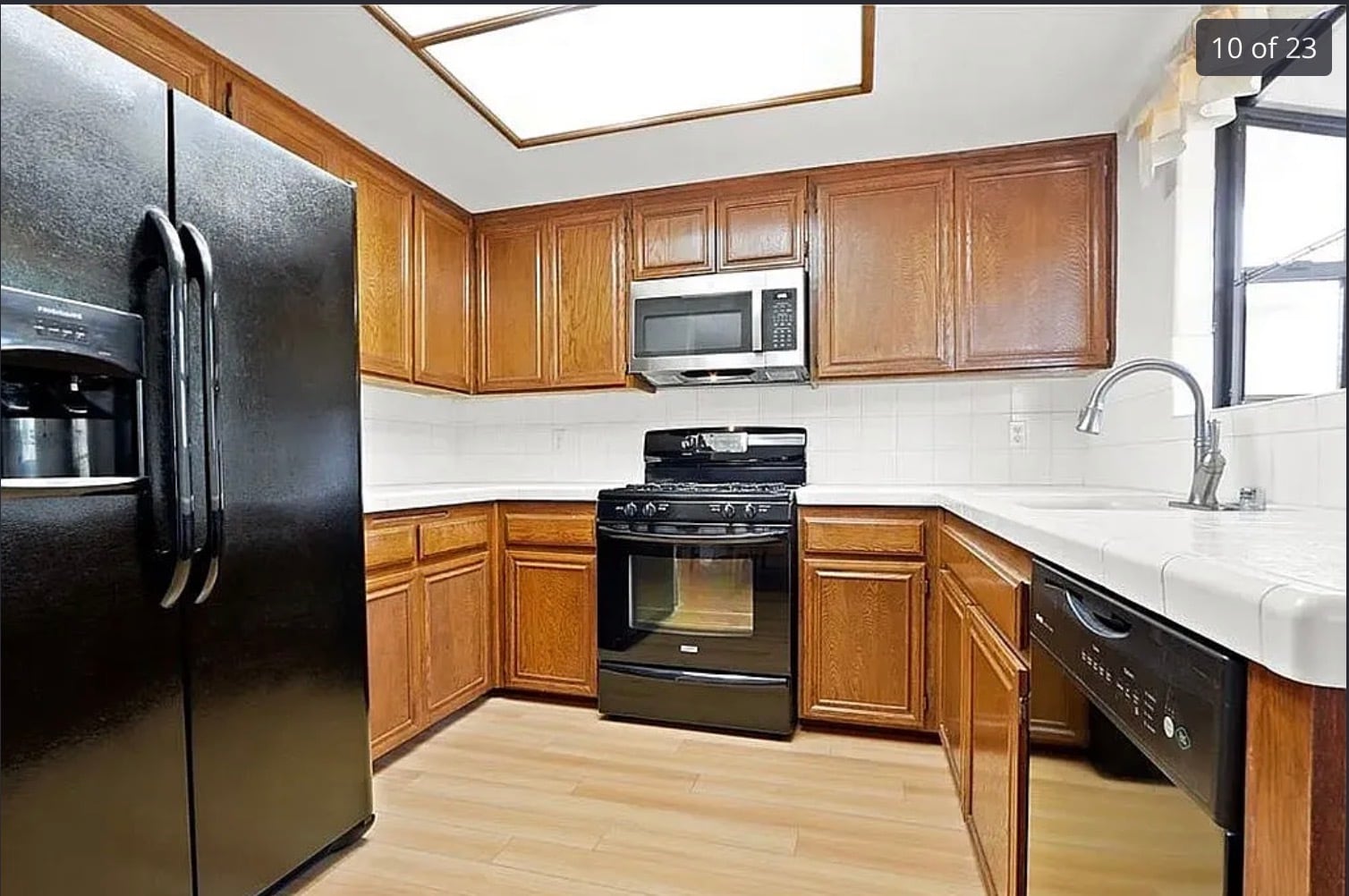 Building Photo - 3937 W 182nd St