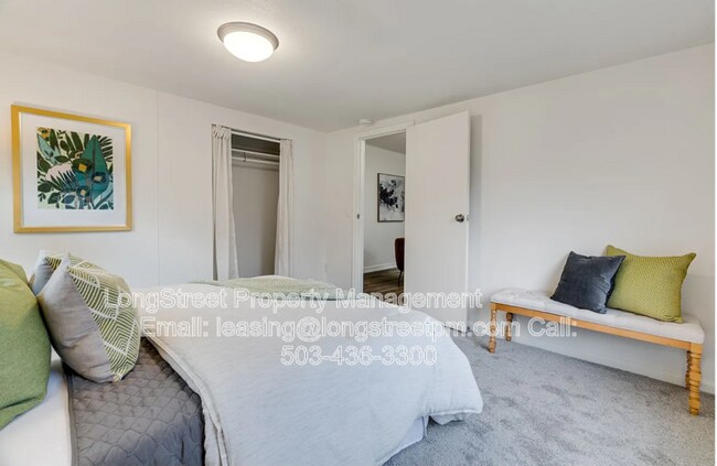 Building Photo - 3315 SE 127th Pl