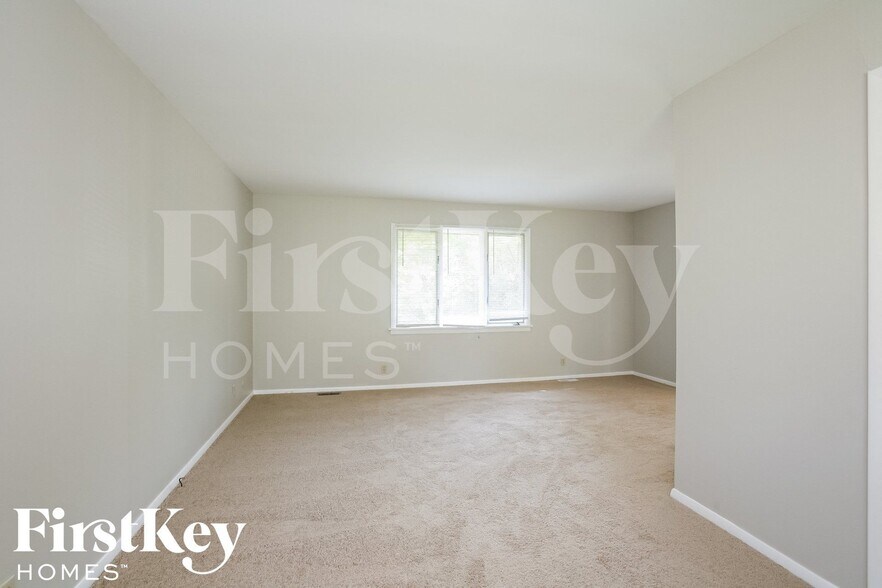 Building Photo - 5036 E 76th St Ct