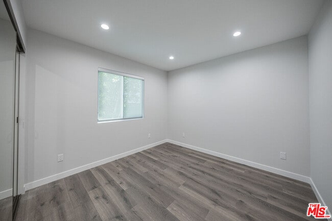 Building Photo - 5837 Cartwright Ave