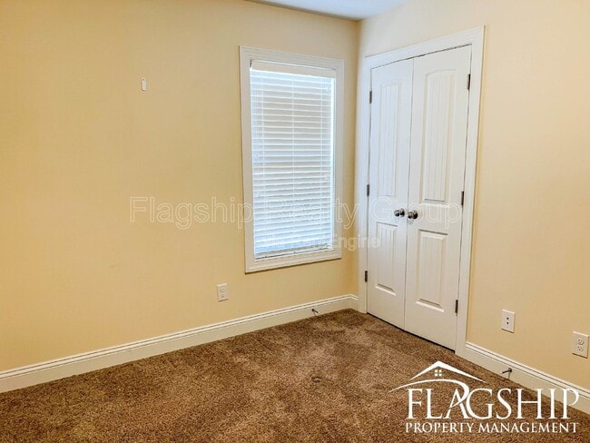 Building Photo - 118 Quail Hollow Dr