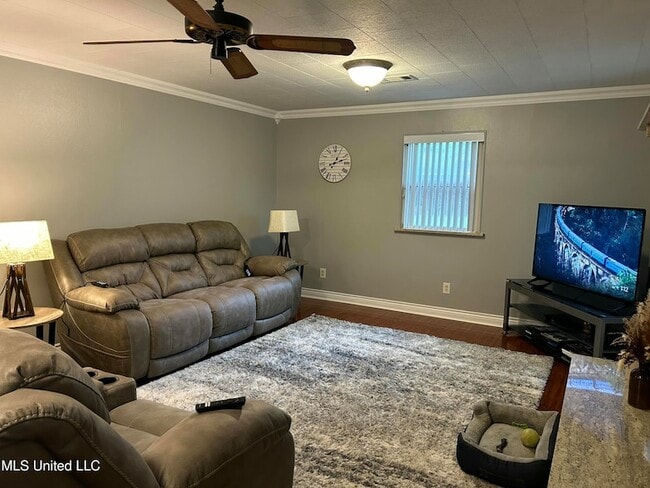 Building Photo - 14008 Dundeewood Rd