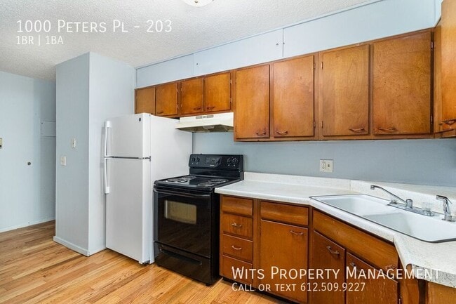 Building Photo - Peters Place Apartments