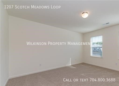 Building Photo - 1207 Scotch Mdws Lp