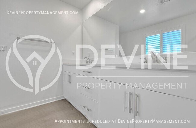 Building Photo - 2723 Emerald Bay Dr