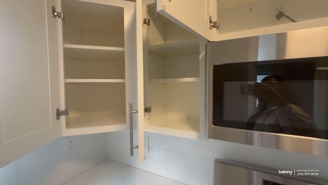 Building Photo - 3366 W 88th St