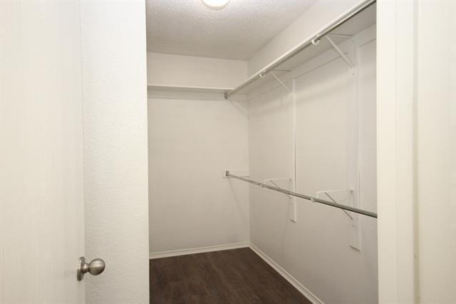 Building Photo - 2 Wrexgate Ct