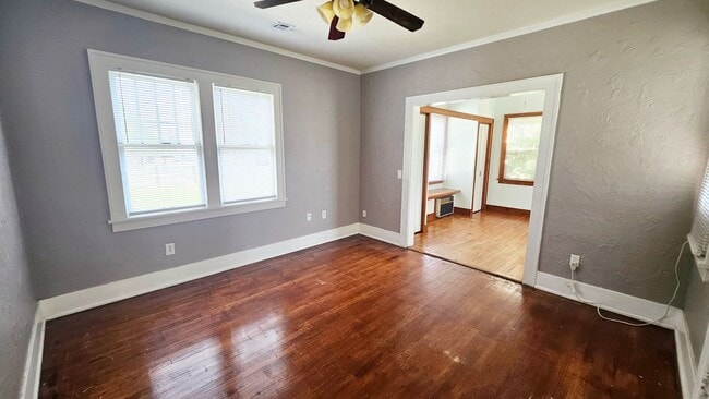 Building Photo - Duplex in the heart of historic NW OKC!