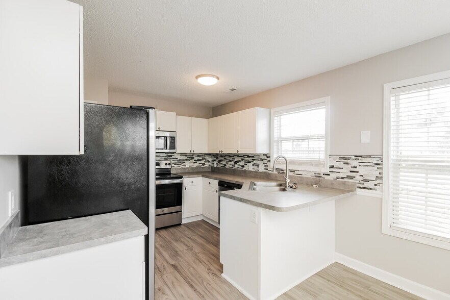 Building Photo - 3201 Creek Trail Rd