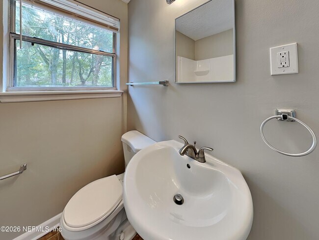 Building Photo - 6406 Harlow Blvd