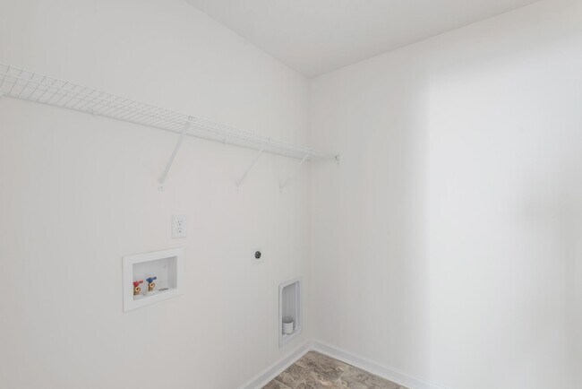 Building Photo - 118 Greystone Way