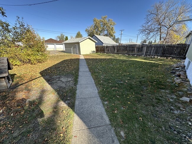 Building Photo - 3609 1st Ave N