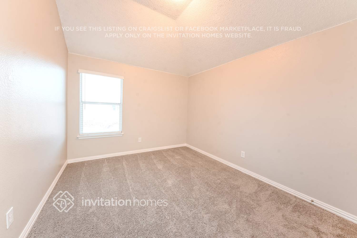 Building Photo - 4906 Autumn Hill