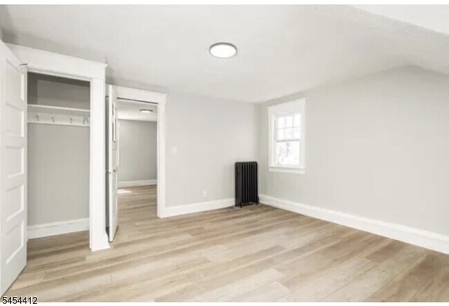 Building Photo - 57 Sanhican Dr