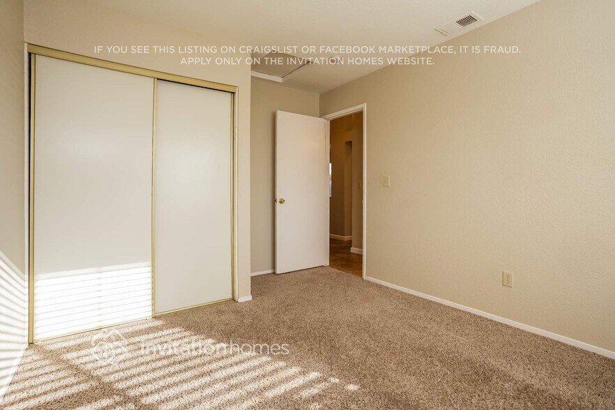 Building Photo - 14510 Cedar Valley Dr