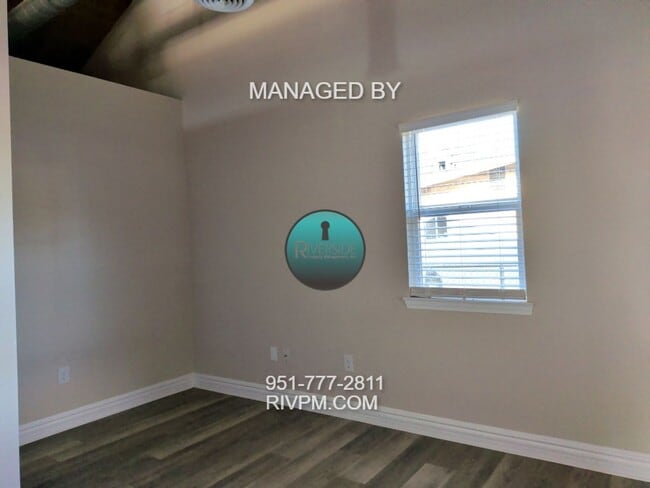 Building Photo - Charming Jurupa Valley home on a spacious lot with RV parking!