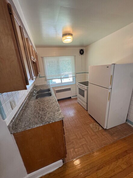 Building Photo - 2929 Cavanaugh Ave