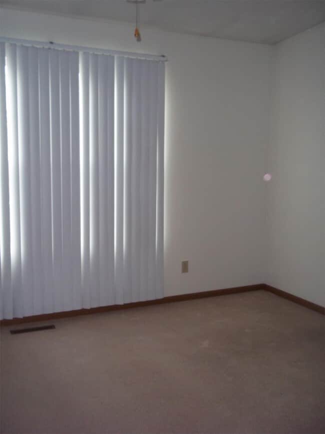 Building Photo - 3119 W Loras Dr