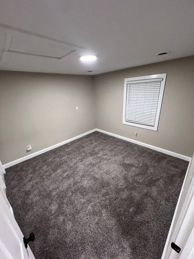 Building Photo - 4100 Pittsford Rd