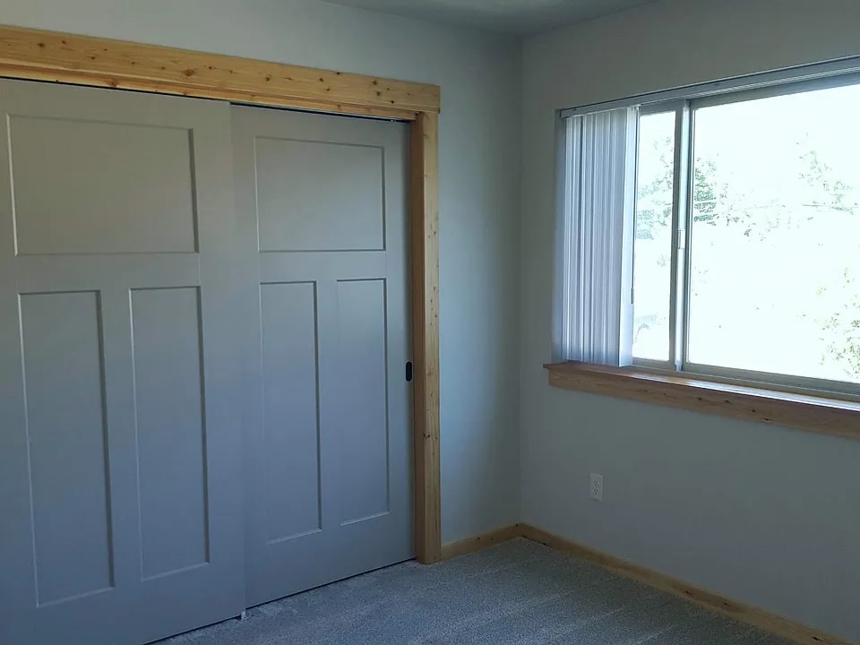 Building Photo - 2025 Mount Ave