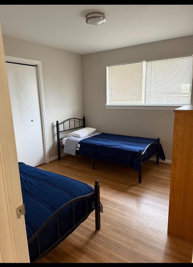 Building Photo - 138 Sunnydale Dr