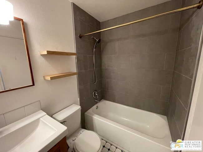 Building Photo - 8081 Constantine Dr