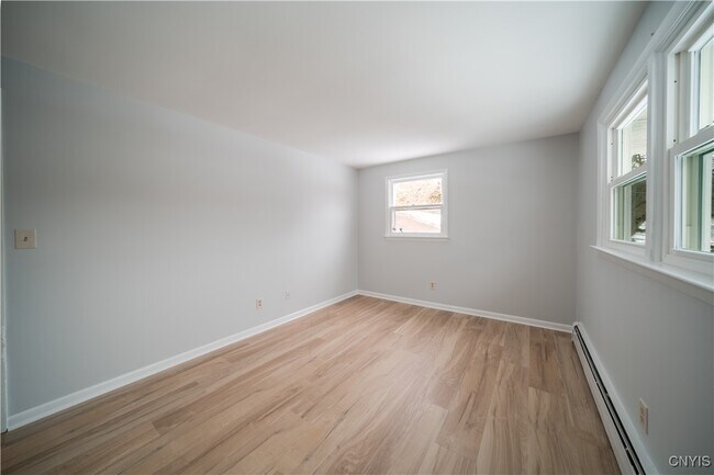 Building Photo - 4618 Brickyard Falls Rd