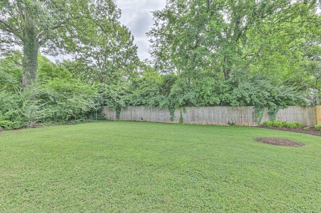 Building Photo - 4100A Oriole Pl