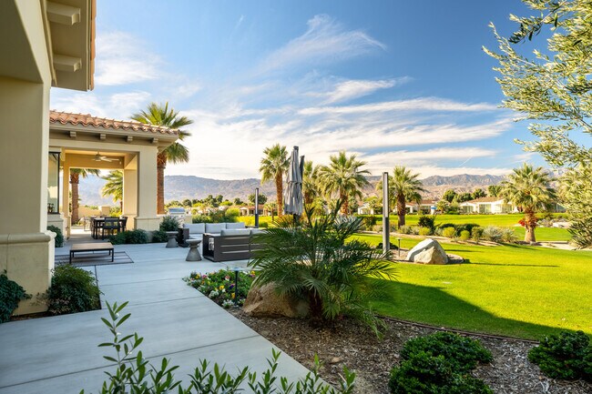 Building Photo - 75642 Via Livorno