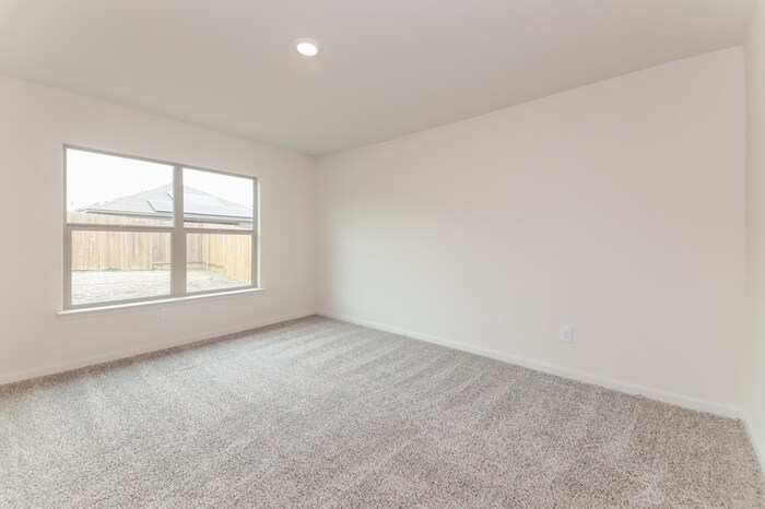 Building Photo - 833 Mallorie Ln