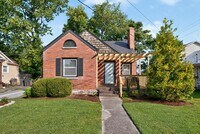 Building Photo - 721 Headley Ave