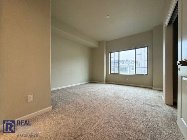 Building Photo - 13731 SW Silent Fox Terrace