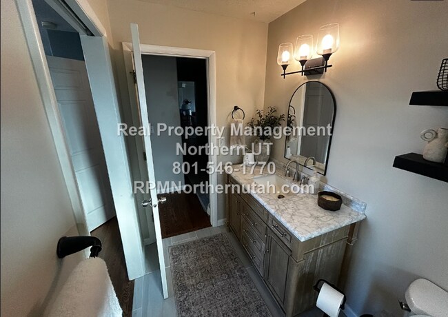 Building Photo - Large 5 bedroom home coming available in Layton