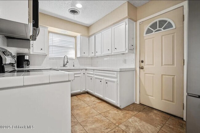 Building Photo - 4221 53rd St