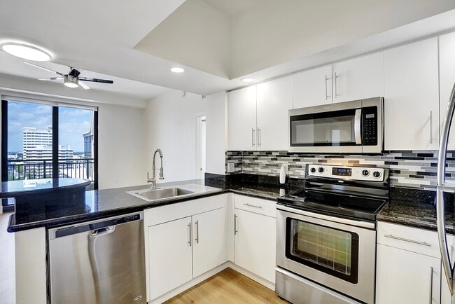 Building Photo - 110 N Federal Hwy